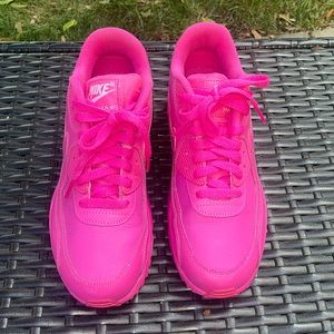 PINK NIKE AIR MAX